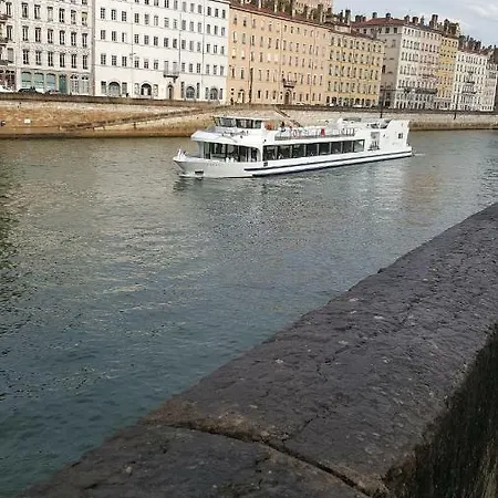 Le Saint-georges